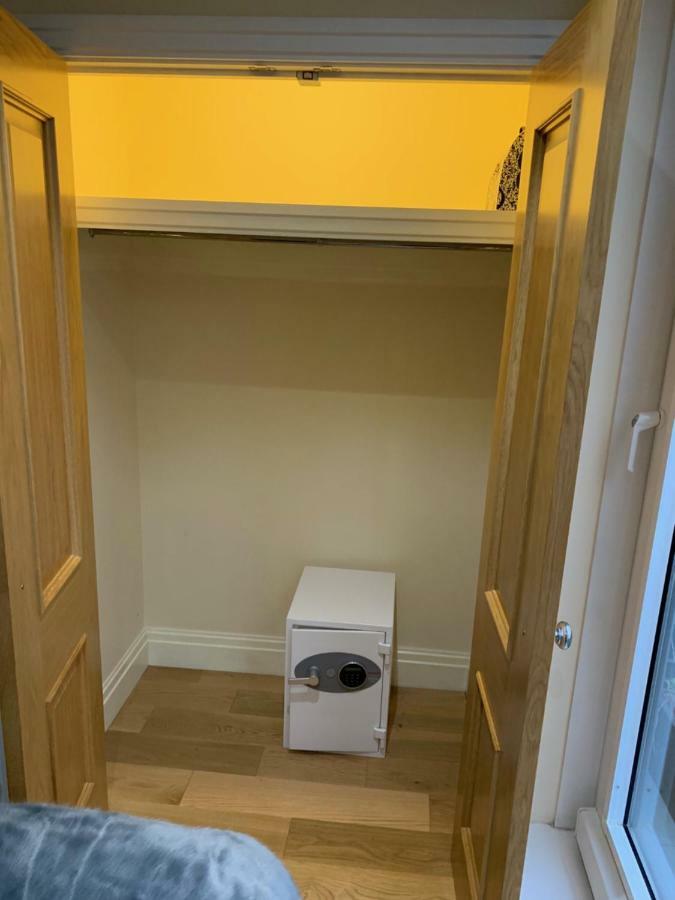 Thames View Apartment, Imperial Wharf London Ngoại thất bức ảnh